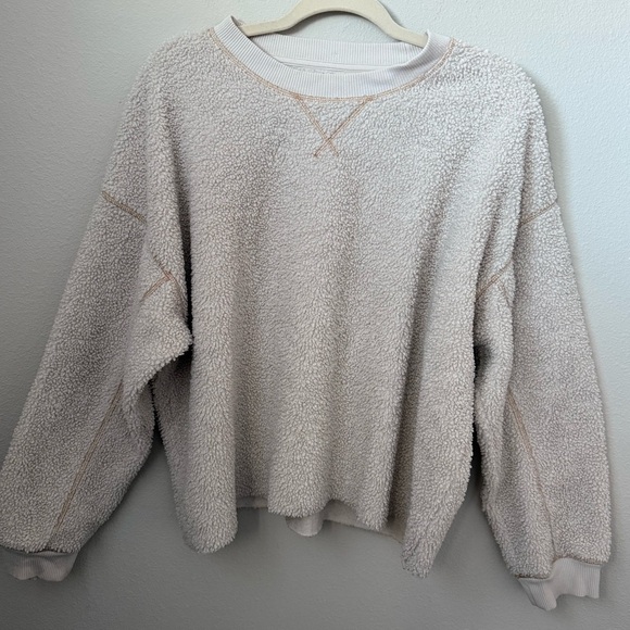 American Eagle Outfitters Sweaters - American Eagle Outfitters Cream Sherpa Crew Neck